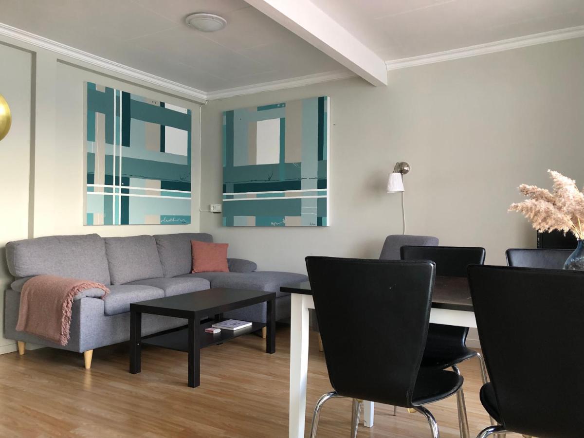 Appartement Korshamn Rorbuer à Lyngdal Extérieur photo