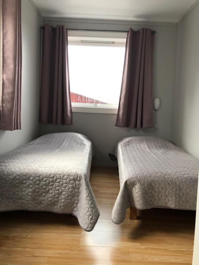 Appartement Korshamn Rorbuer à Lyngdal Extérieur photo