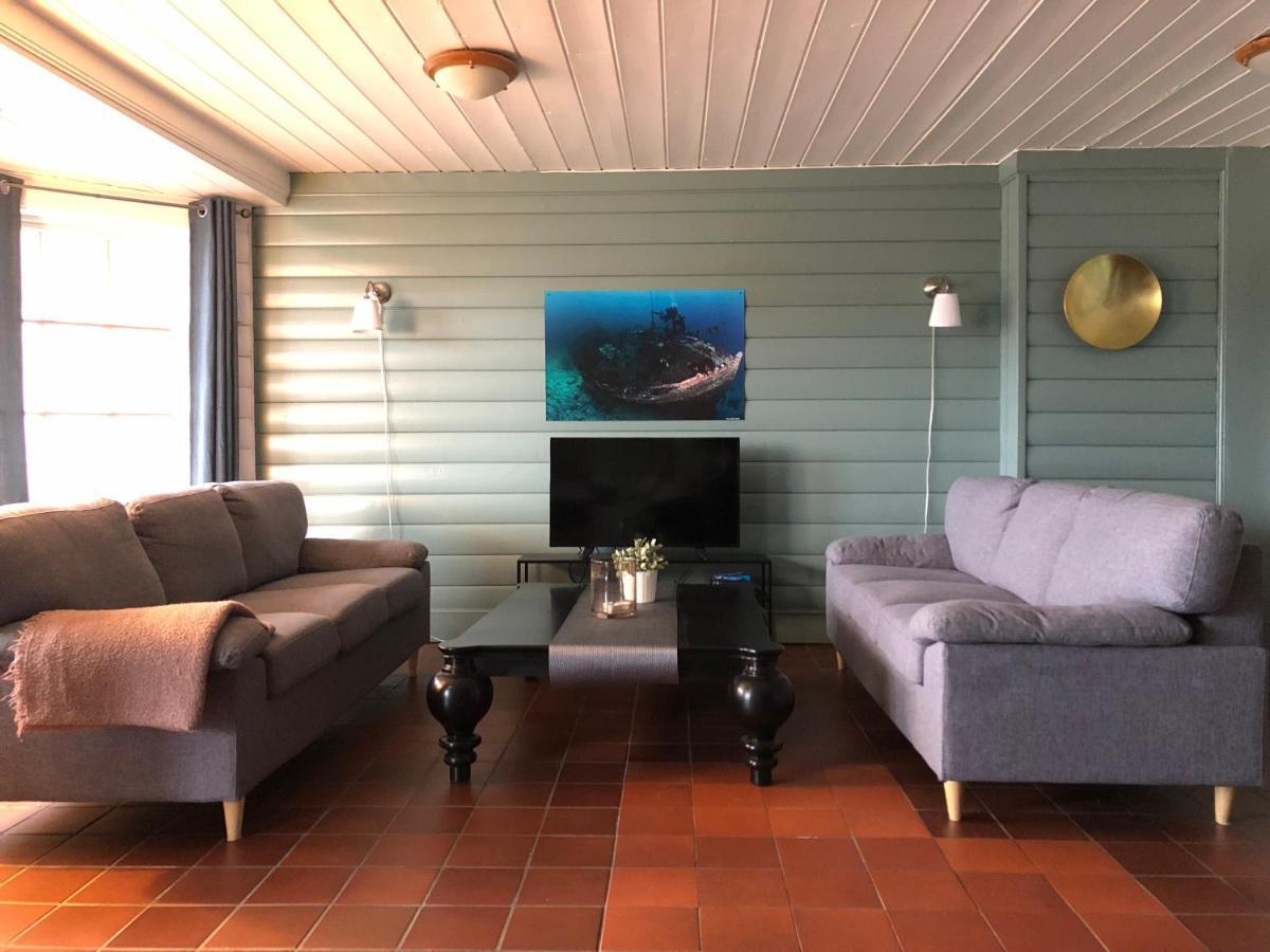 Appartement Korshamn Rorbuer à Lyngdal Extérieur photo
