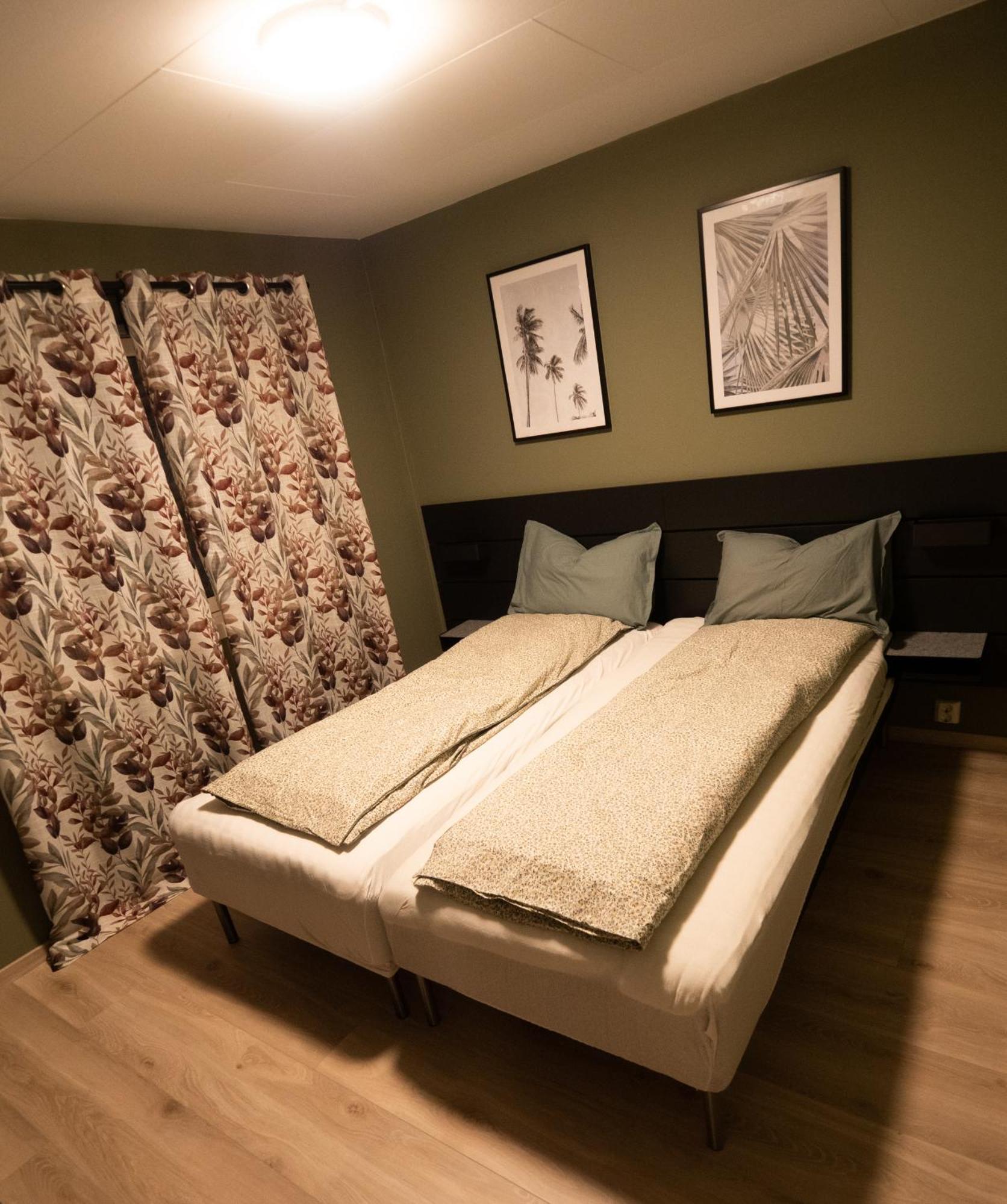 Appartement Korshamn Rorbuer à Lyngdal Extérieur photo